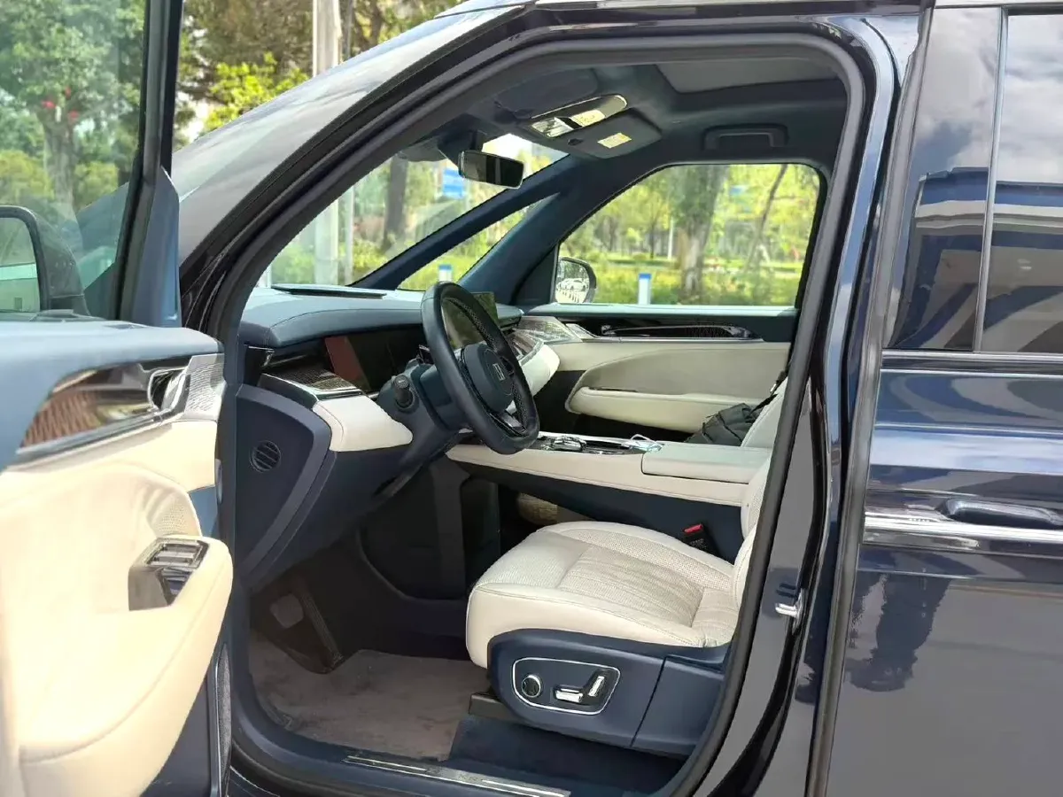 2022 Zeekr 009 BEV 116KWH,autocango,china used car exporter,china ev exporter,chinese used car exporter,chinese used ev exporter