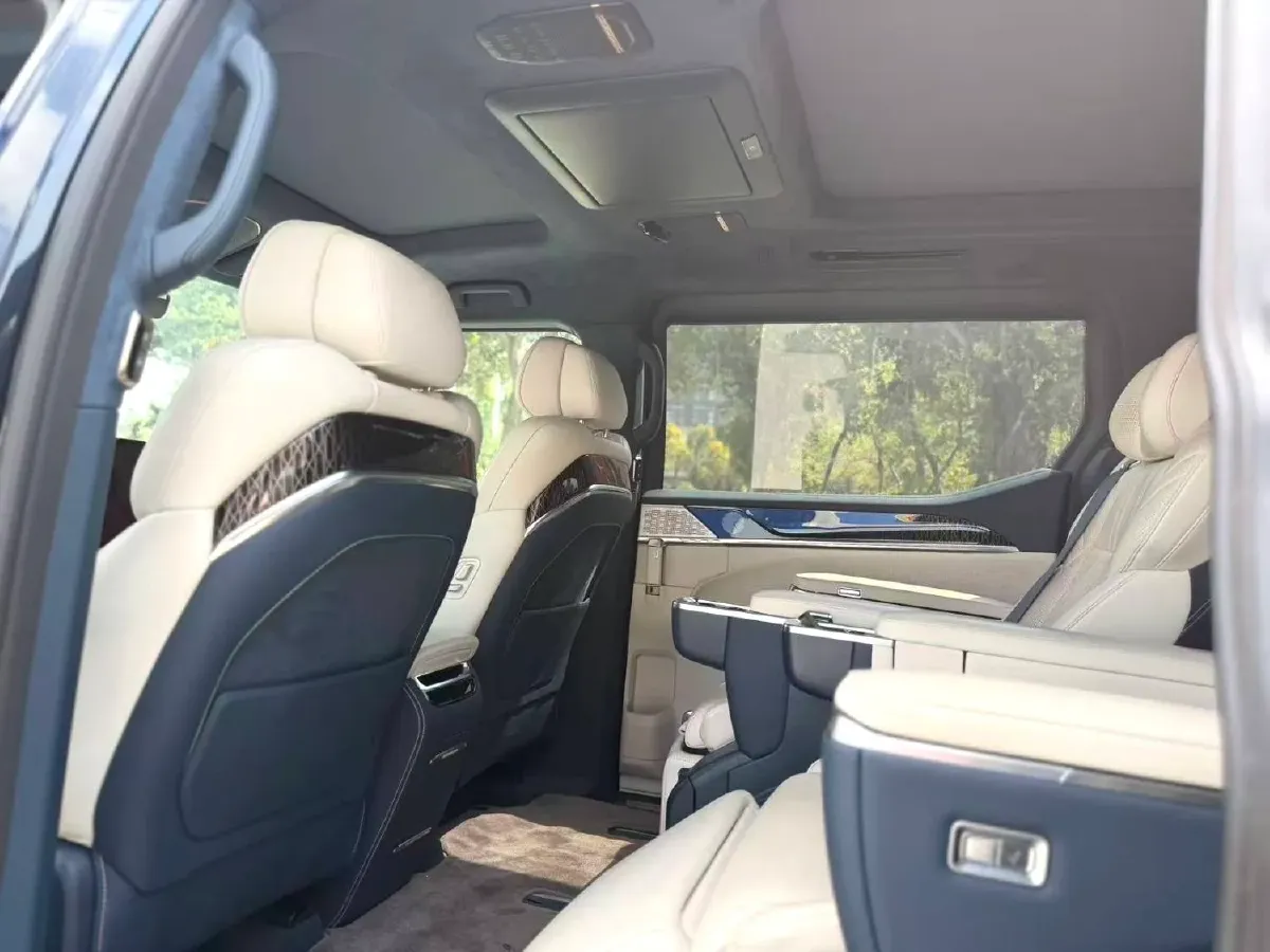 2022 Zeekr 009 BEV 116KWH,autocango,china used car exporter,china ev exporter,chinese used car exporter,chinese used ev exporter