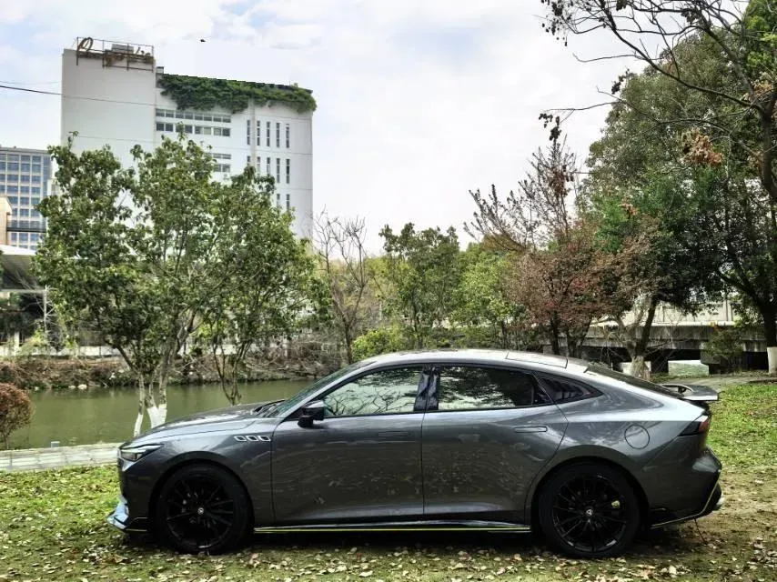 2022 ChangAn UNI-V 1.5T 188HP L4 7DCT,autocango,china used car exporter,china ev exporter,chinese used car exporter,chinese used ev exporter