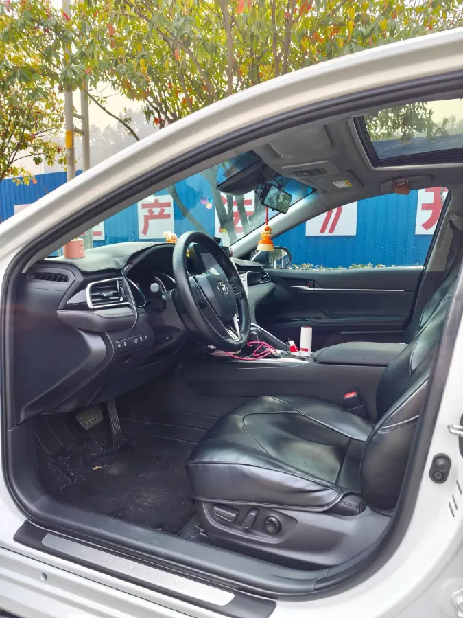 2023 Toyota Camry 2.0L 177HP L4 CVT,autocango,china used car exporter,china ev exporter,chinese used car exporter,chinese used ev exporter