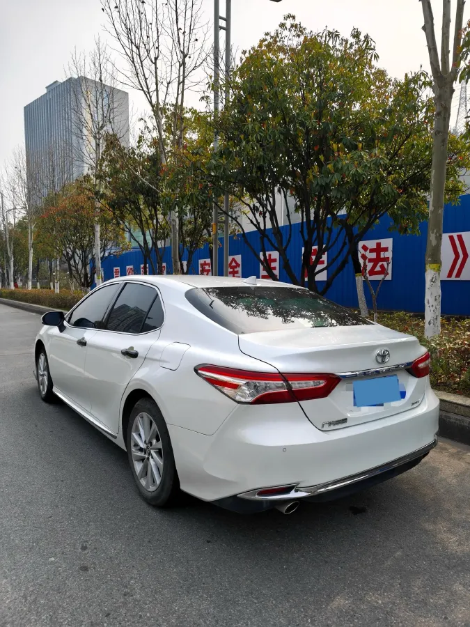 2023 Toyota Camry 2.0L 177HP L4 CVT,autocango,china used car exporter,china ev exporter,chinese used car exporter,chinese used ev exporter