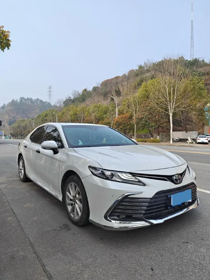 2023 Toyota Camry 2.0L 177HP L4 CVT,autocango,china used car exporter,china ev exporter,chinese used car exporter,chinese used ev exporter