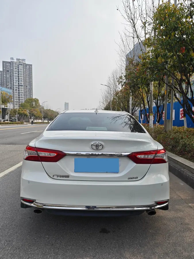 2023 Toyota Camry 2.0L 177HP L4 CVT,autocango,china used car exporter,china ev exporter,chinese used car exporter,chinese used ev exporter