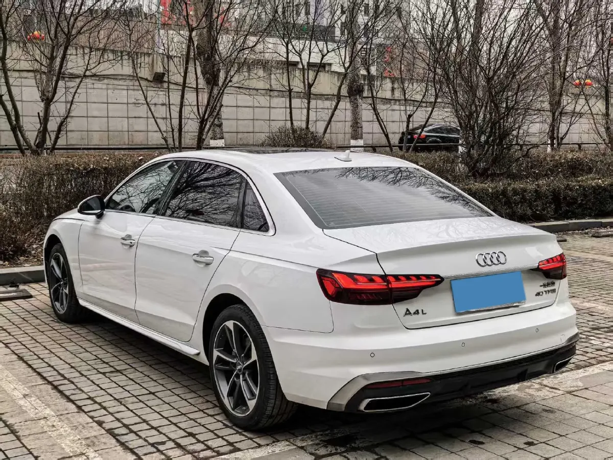 2020 Audi A4L 2.0T 190HP L4 7DCT,autocango,china used car exporter,china ev exporter,chinese used car exporter,chinese used ev exporter