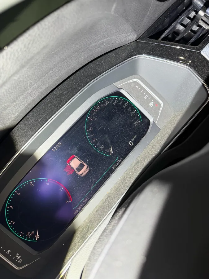 2023 Volkswagen Magotan 2.0T 186HP L4 7DCT,autocango,china used car exporter,china ev exporter,chinese used car exporter,chinese used ev exporter