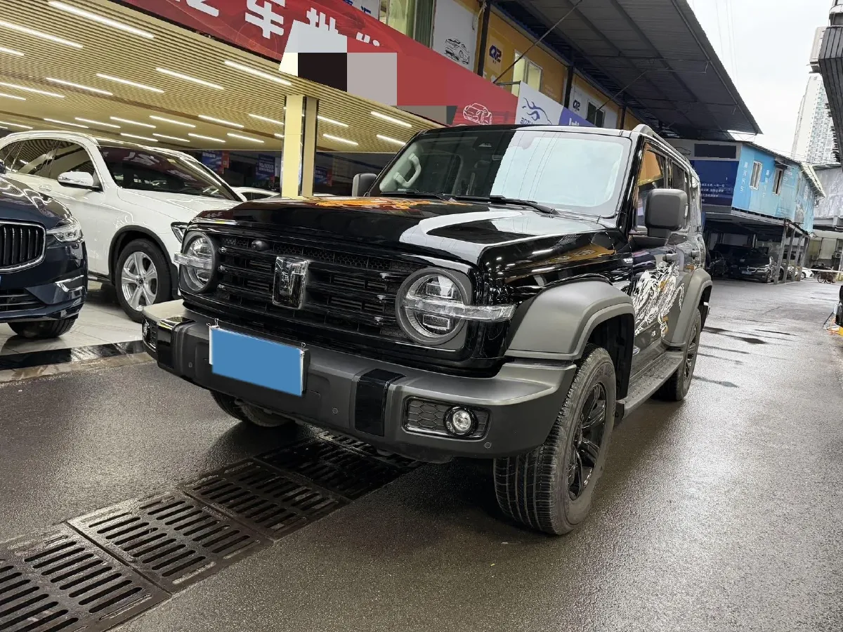 2024 Tank 300 2.0T 227HP L4 8AT,autocango,china used car exporter,china ev exporter,chinese used car exporter,chinese used ev exporter