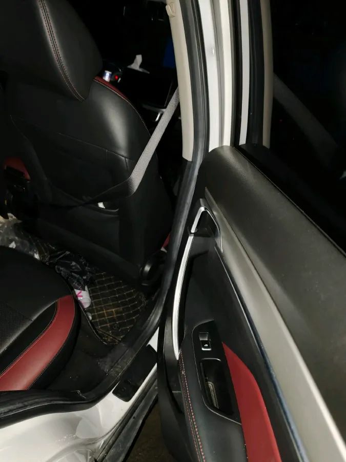 2021 Geely Coolray 1.4T 141HP L4 6DCT,autocango,china used car exporter,china ev exporter,chinese used car exporter,chinese used ev exporter