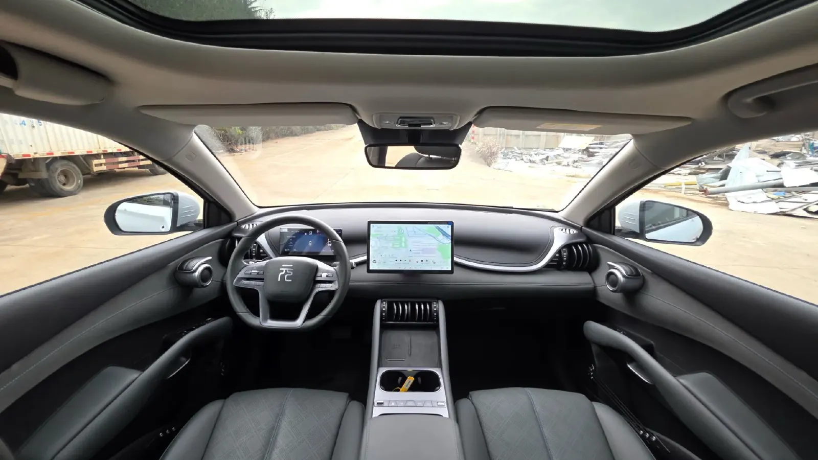 2025 BYD Yuan Plus BEV 60.48KWH,autocango,china used car exporter,china ev exporter,chinese used car exporter,chinese used ev exporter