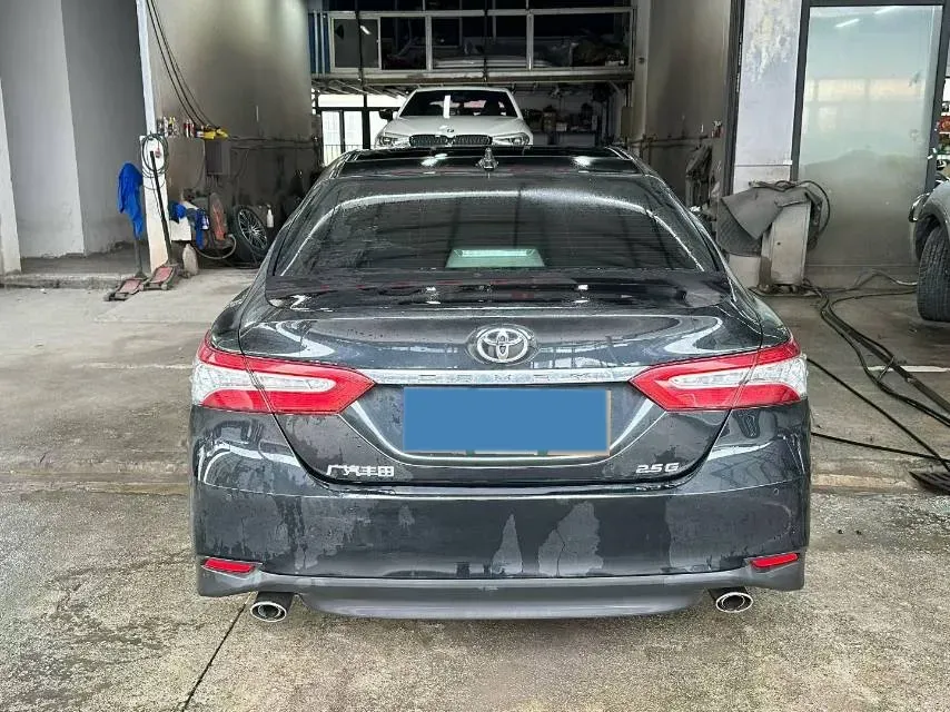 2021 Toyota Camry 2.5L 209HP L4 8AT,autocango,china used car exporter,china ev exporter,chinese used car exporter,chinese used ev exporter