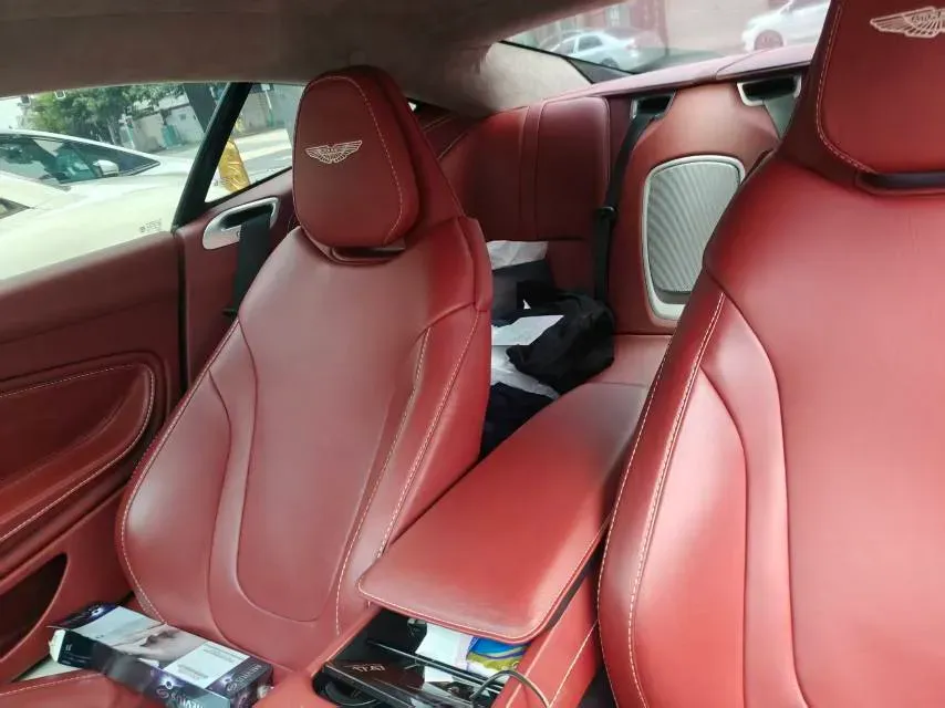 2020 Aston Martin DB11 4.0T 510HP V8 8AT,autocango,china used car exporter,china ev exporter,chinese used car exporter,chinese used ev exporter