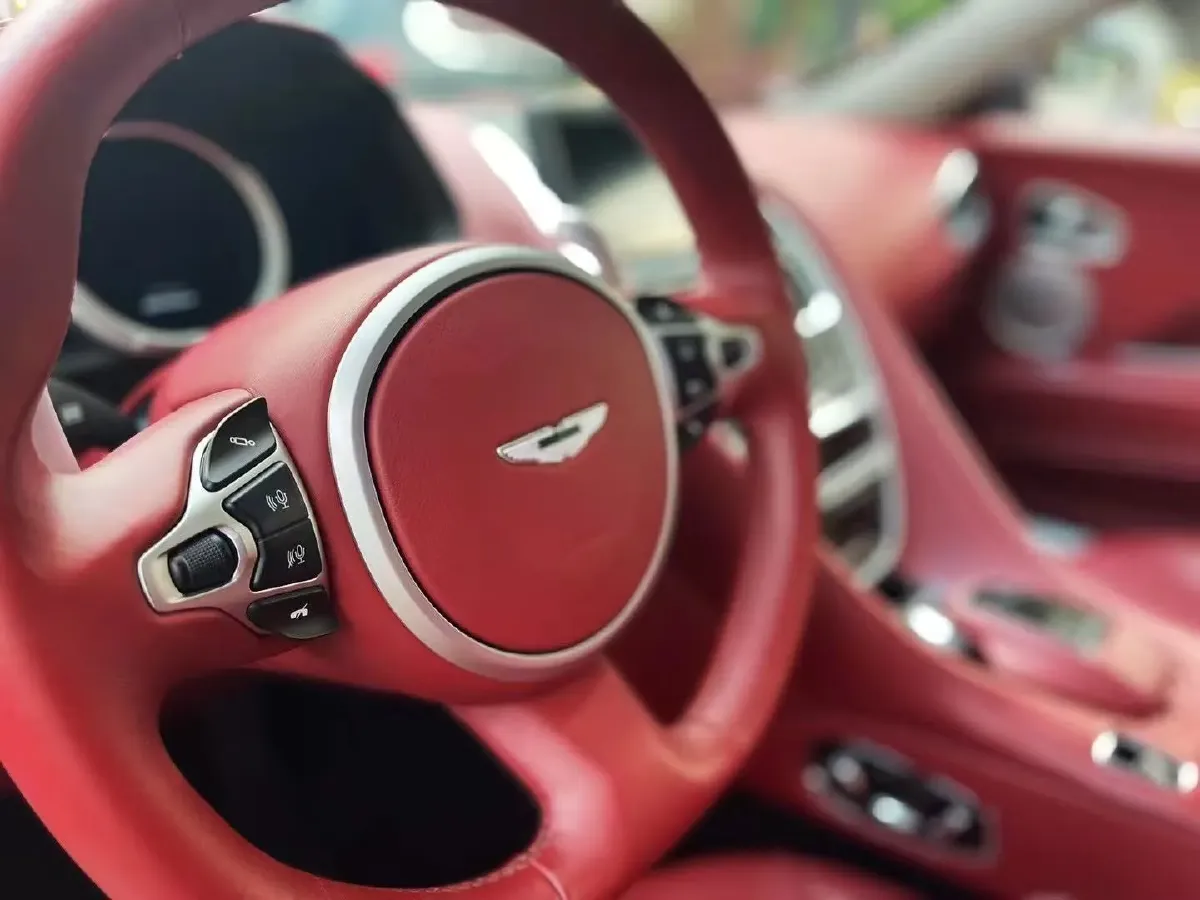 2020 Aston Martin DB11 4.0T 510HP V8 8AT,autocango,china used car exporter,china ev exporter,chinese used car exporter,chinese used ev exporter