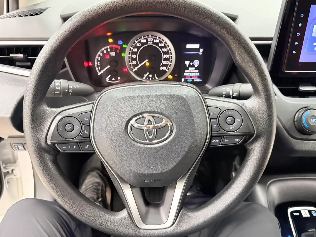 2022 Toyota Corolla 1.2T 116HP L4 CVT,autocango,china used car exporter,china ev exporter,chinese used car exporter,chinese used ev exporter