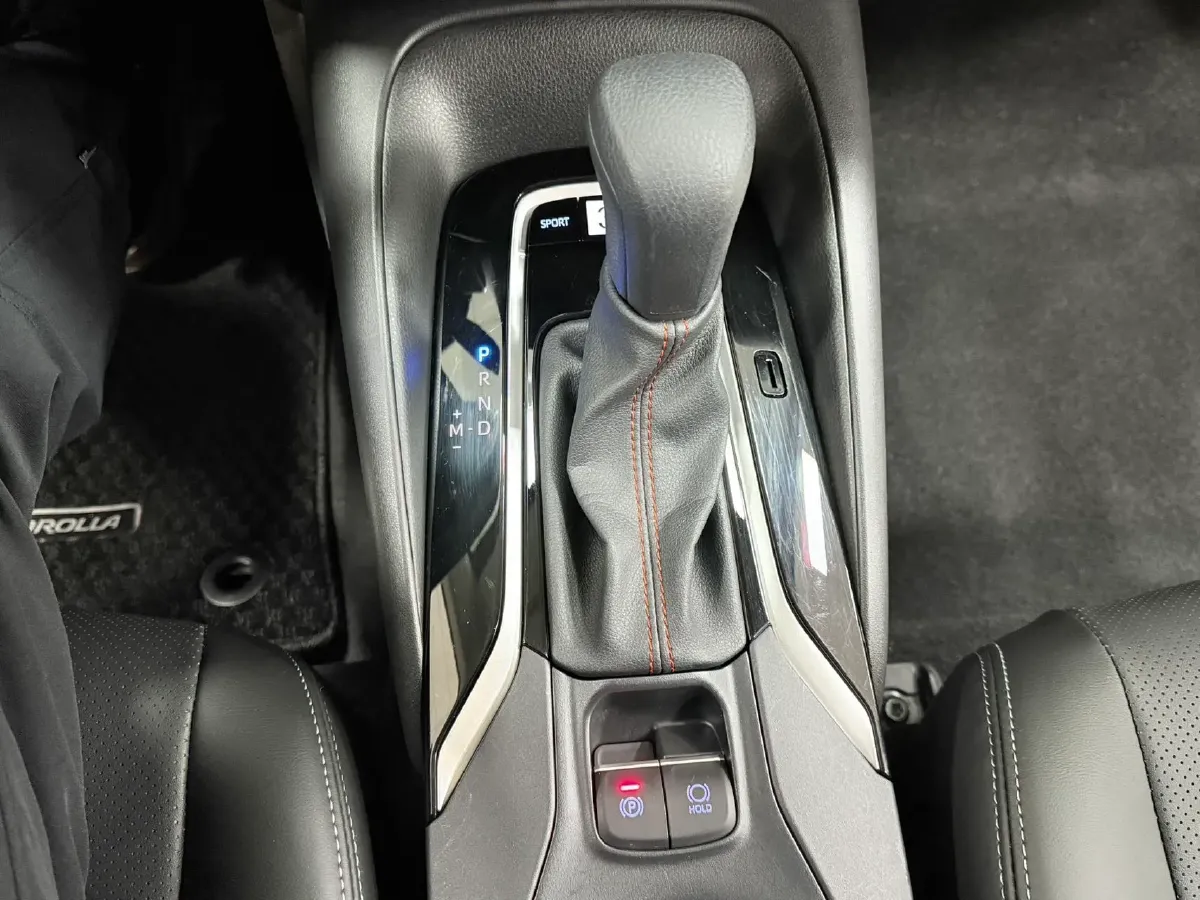 2022 Toyota Corolla 1.2T 116HP L4 CVT,autocango,china used car exporter,china ev exporter,chinese used car exporter,chinese used ev exporter