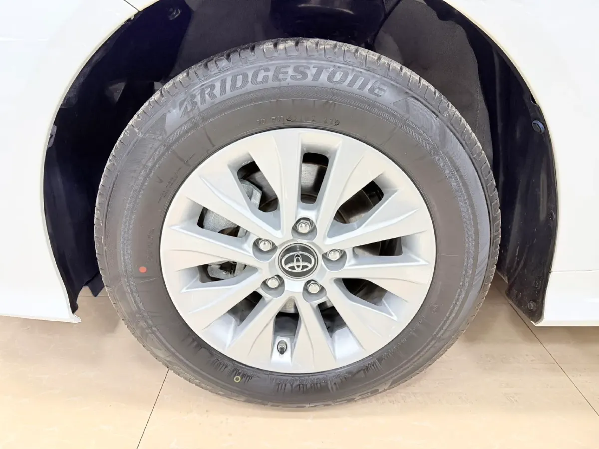 2022 Toyota Corolla 1.2T 116HP L4 CVT,autocango,china used car exporter,china ev exporter,chinese used car exporter,chinese used ev exporter