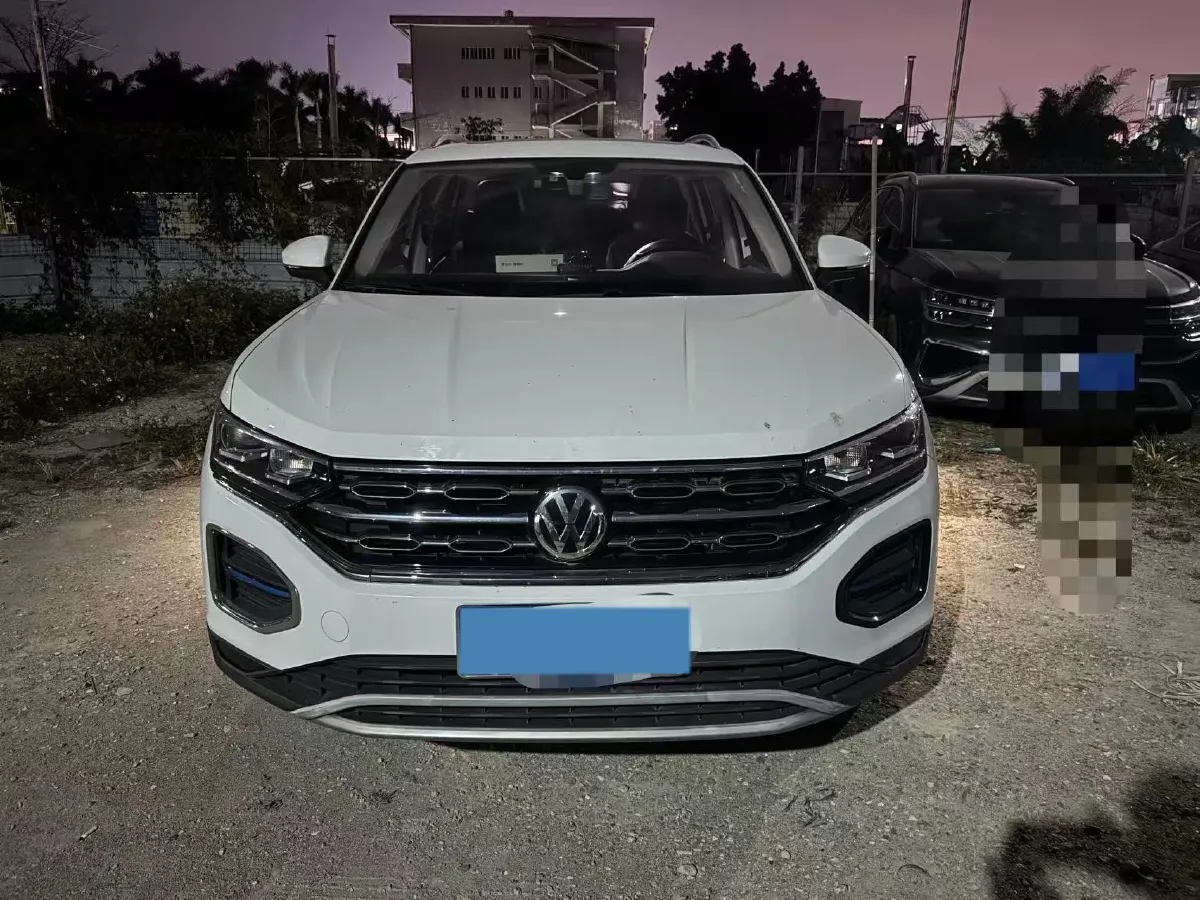 2019 Jeep Cherokee 2.0T 234HP L4 9AT,autocango,china used car exporter,china ev exporter,chinese used car exporter,chinese used ev exporter