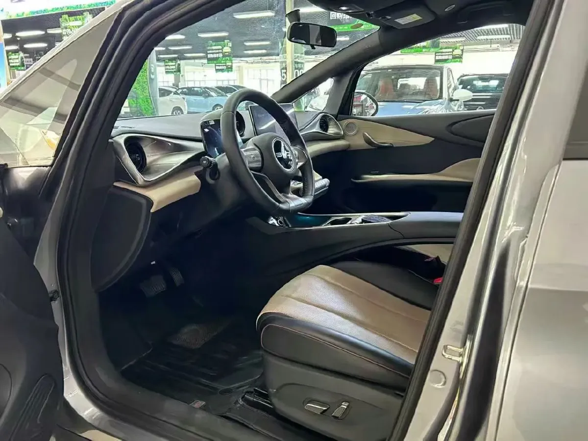 2023 BYD Dolphin BEV 44.928KWH,autocango,china used car exporter,china ev exporter,chinese used car exporter,chinese used ev exporter