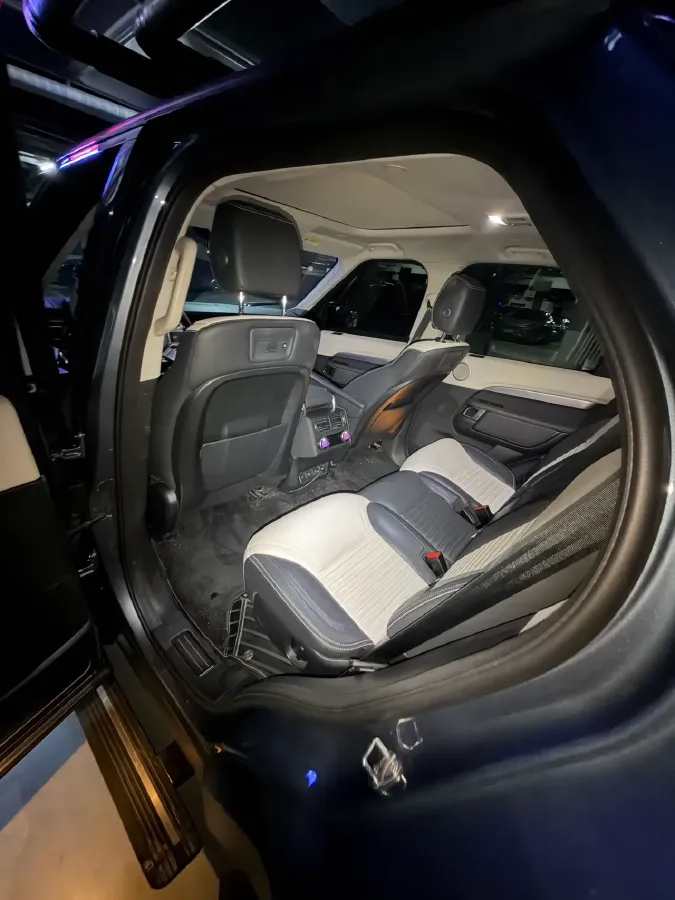 2021 Land Rover Discovery 3.0T 360HP L6 8AT,autocango,china used car exporter,china ev exporter,chinese used car exporter,chinese used ev exporter