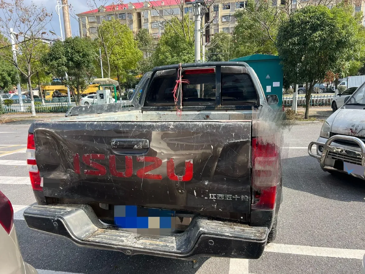 2020 JMC BaoDian 2.5T 140HP L4 5MT,autocango,china used car exporter,china ev exporter,chinese used car exporter,chinese used ev exporter