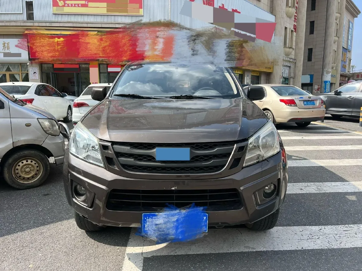 2020 JMC BaoDian 2.5T 140HP L4 5MT,autocango,china used car exporter,china ev exporter,chinese used car exporter,chinese used ev exporter