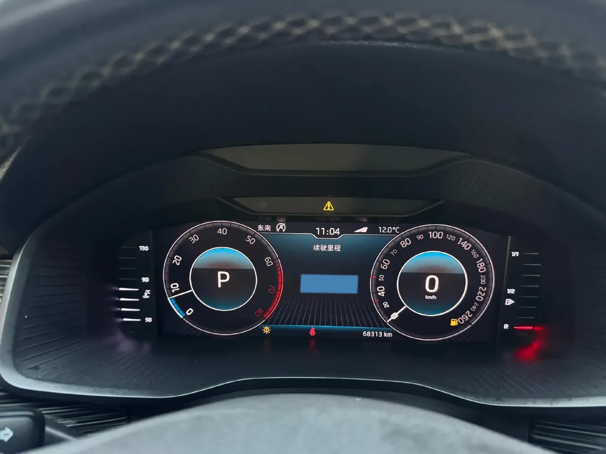 2019 Skoda Superb 2.0T 220HP L4 7DCT,autocango,china used car exporter,china ev exporter,chinese used car exporter,chinese used ev exporter