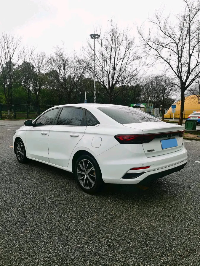2022 Geely Emgrand 1.5L 114HP L4 CVT,autocango,china used car exporter,china ev exporter,chinese used car exporter,chinese used ev exporter