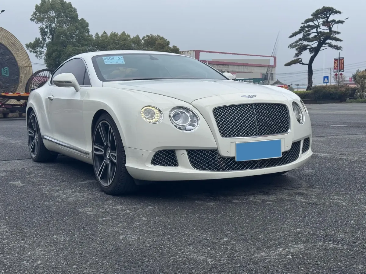 2014 Bentley Continental 6.0T 626HP W12 8AT,autocango,china used car exporter,china ev exporter,chinese used car exporter,chinese used ev exporter