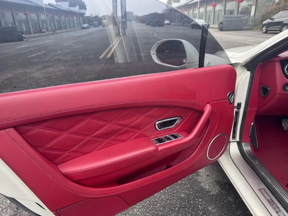 2014 Bentley Continental 6.0T 626HP W12 8AT,autocango,china used car exporter,china ev exporter,chinese used car exporter,chinese used ev exporter