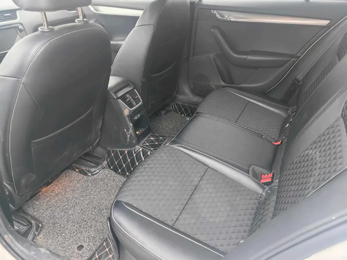 2018 Skoda Octavia 1.6L 110HP L4 6AT,autocango,china used car exporter,china ev exporter,chinese used car exporter,chinese used ev exporter