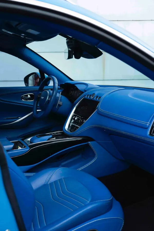 2021 Aston Martin DBX 4.0T 550HP V8 9AT,autocango,china used car exporter,china ev exporter,chinese used car exporter,chinese used ev exporter