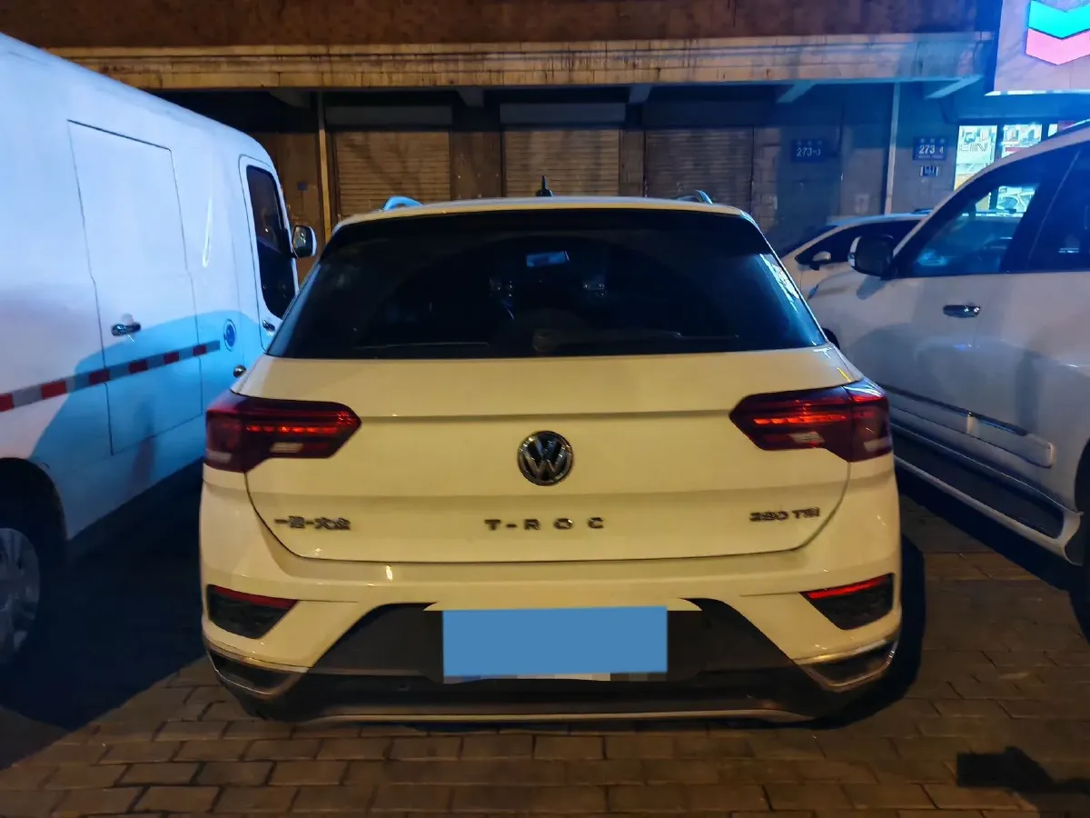 2020 Volkswagen T-Roc 1.4T 150HP L4 7DCT,autocango,china used car exporter,china ev exporter,chinese used car exporter,chinese used ev exporter