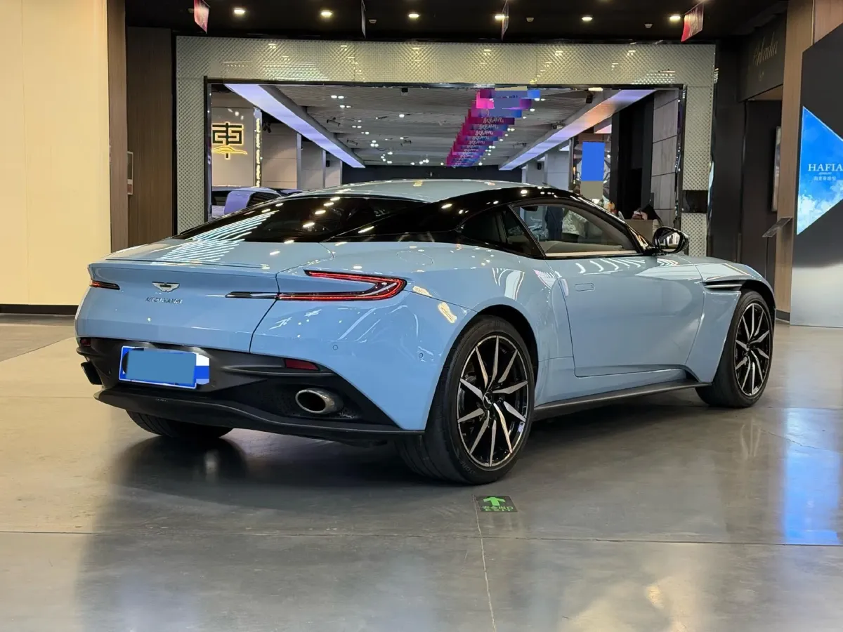 2017 Aston Martin DB11 4.0T 510HP V8 8AT,autocango,china used car exporter,china ev exporter,chinese used car exporter,chinese used ev exporter