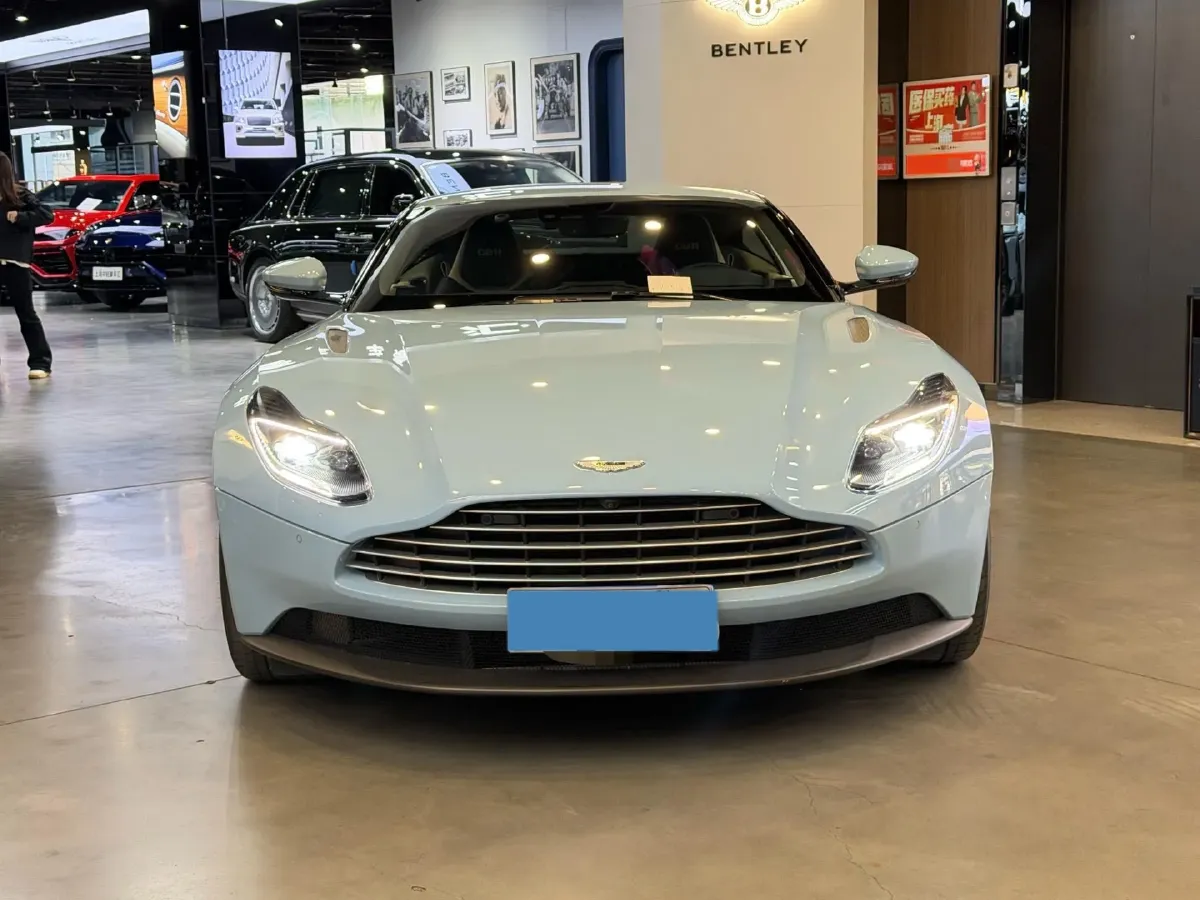 2017 Aston Martin DB11 4.0T 510HP V8 8AT,autocango,china used car exporter,china ev exporter,chinese used car exporter,chinese used ev exporter