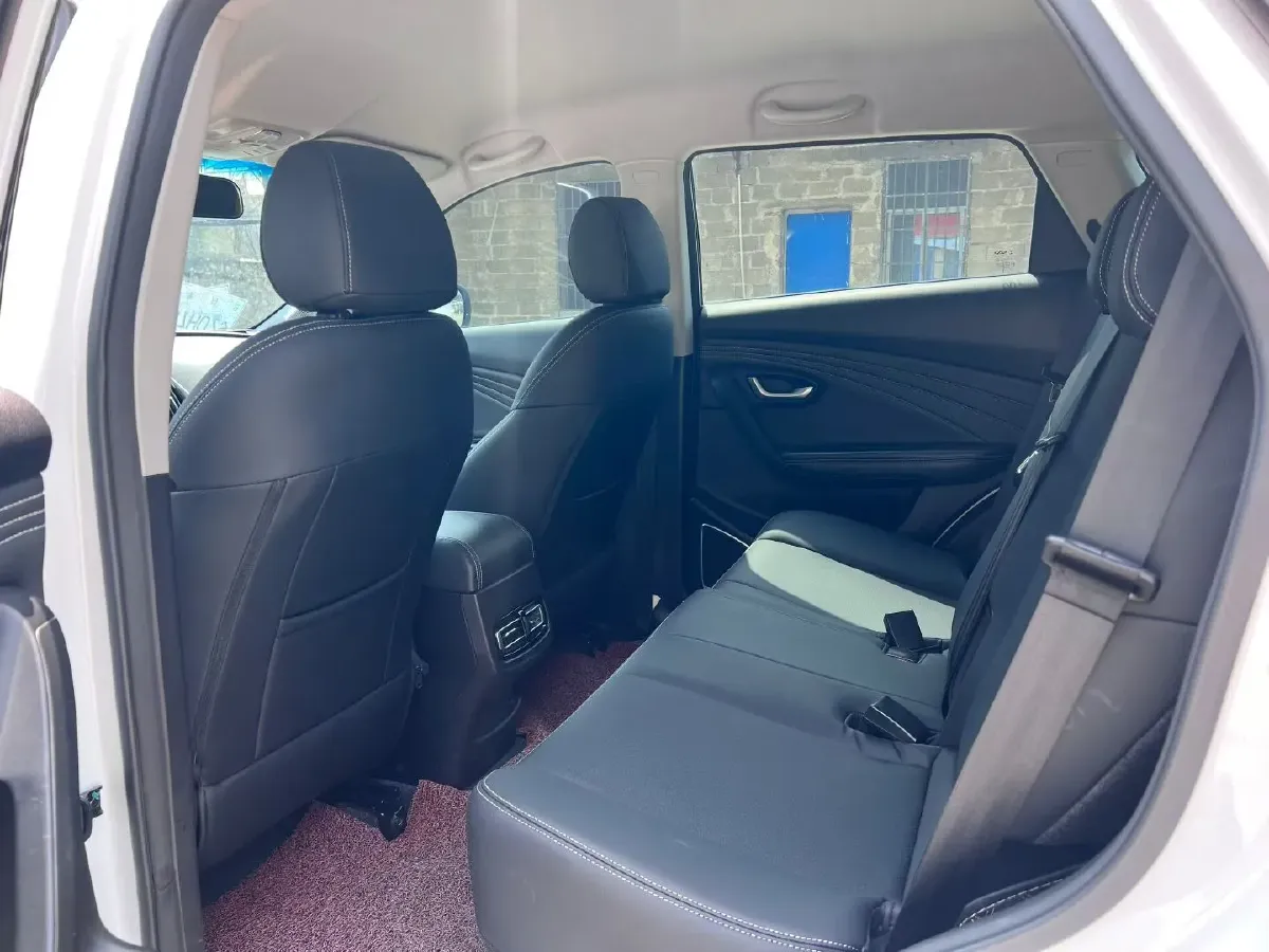 2021 Haval Jolion 1.5T 150HP L4 7DCT,autocango,china used car exporter,china ev exporter,chinese used car exporter,chinese used ev exporter