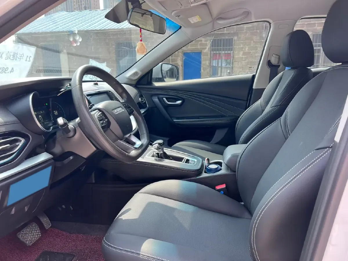 2021 Haval Jolion 1.5T 150HP L4 7DCT,autocango,china used car exporter,china ev exporter,chinese used car exporter,chinese used ev exporter