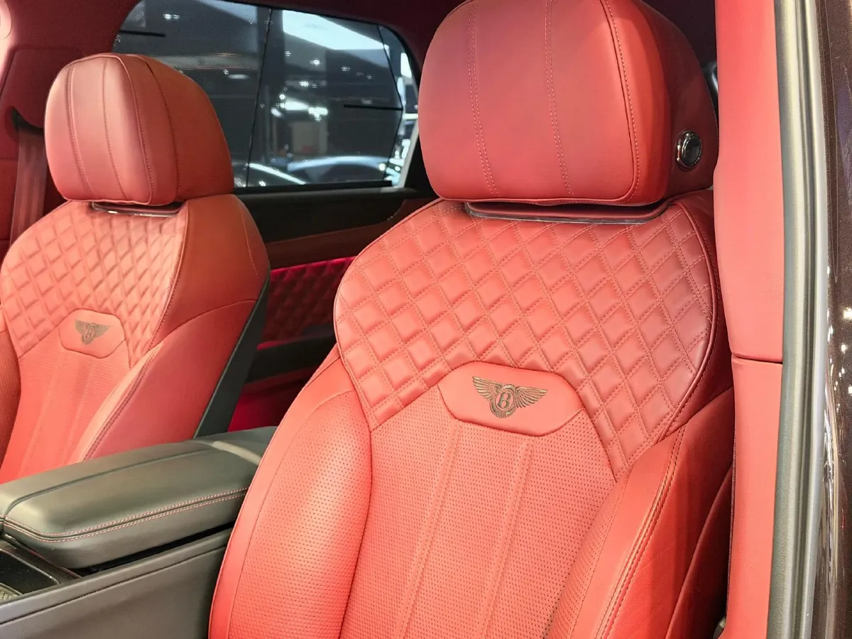 2021 Bentley Bentayga 4.0T 550HP V8 8AT,autocango,china used car exporter,china ev exporter,chinese used car exporter,chinese used ev exporter