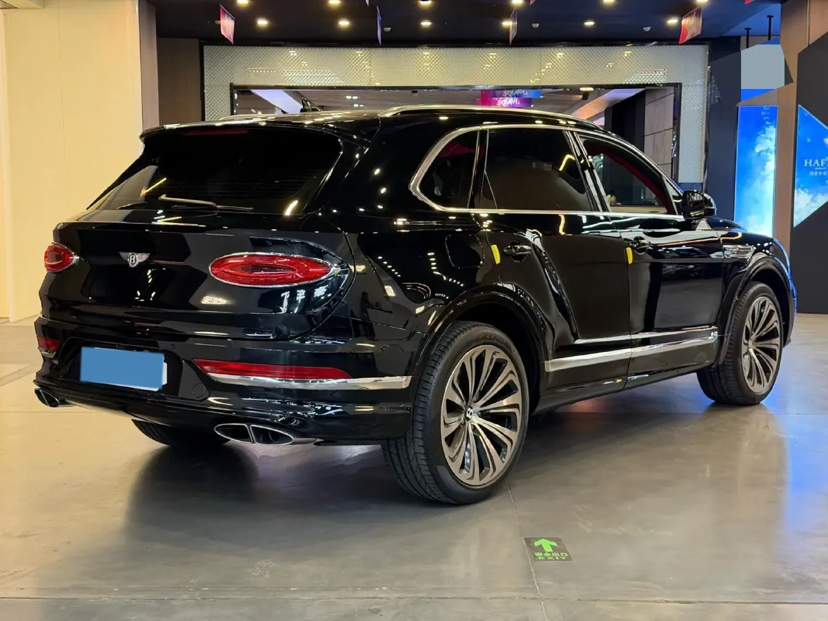 2021 Bentley Bentayga 4.0T 550HP V8 8AT,autocango,china used car exporter,china ev exporter,chinese used car exporter,chinese used ev exporter