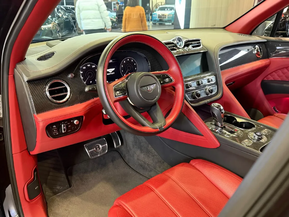 2021 Bentley Bentayga 4.0T 550HP V8 8AT,autocango,china used car exporter,china ev exporter,chinese used car exporter,chinese used ev exporter