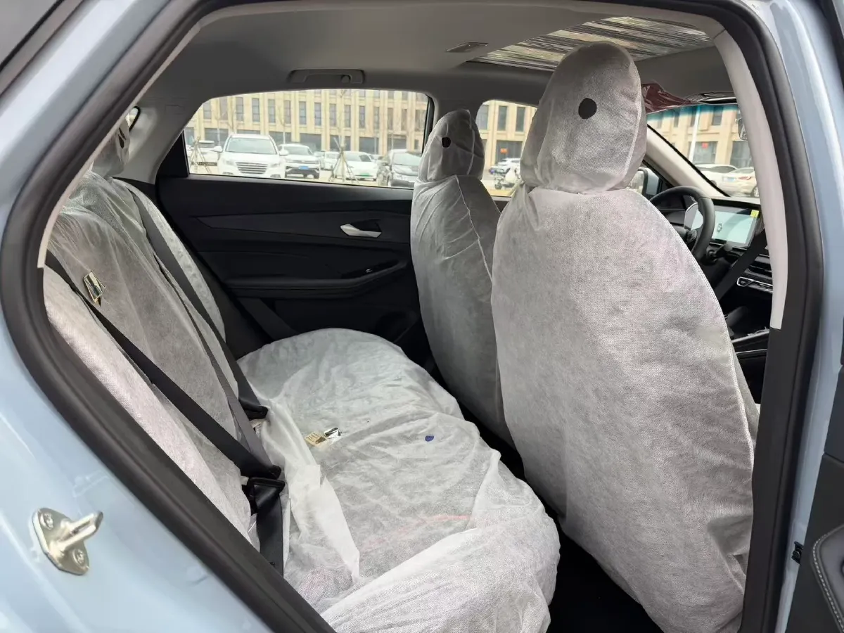 2024 Geely Binray 1.5T 181HP L4 7DCT,autocango,china used car exporter,china ev exporter,chinese used car exporter,chinese used ev exporter