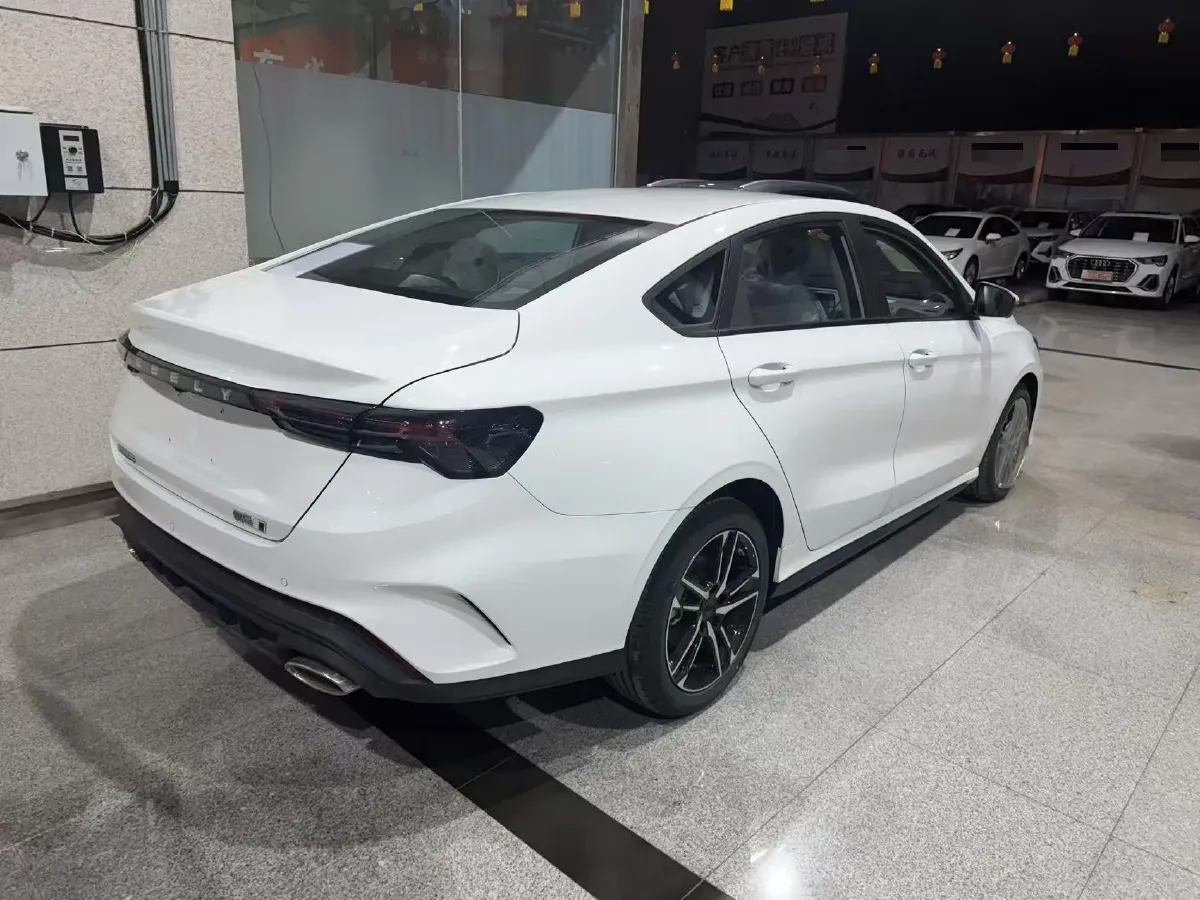 2024 Geely Binray 1.5T 181HP L4 7DCT,autocango,china used car exporter,china ev exporter,chinese used car exporter,chinese used ev exporter