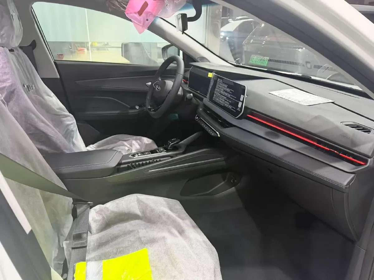 2024 Geely Binray 1.5T 181HP L4 7DCT,autocango,china used car exporter,china ev exporter,chinese used car exporter,chinese used ev exporter