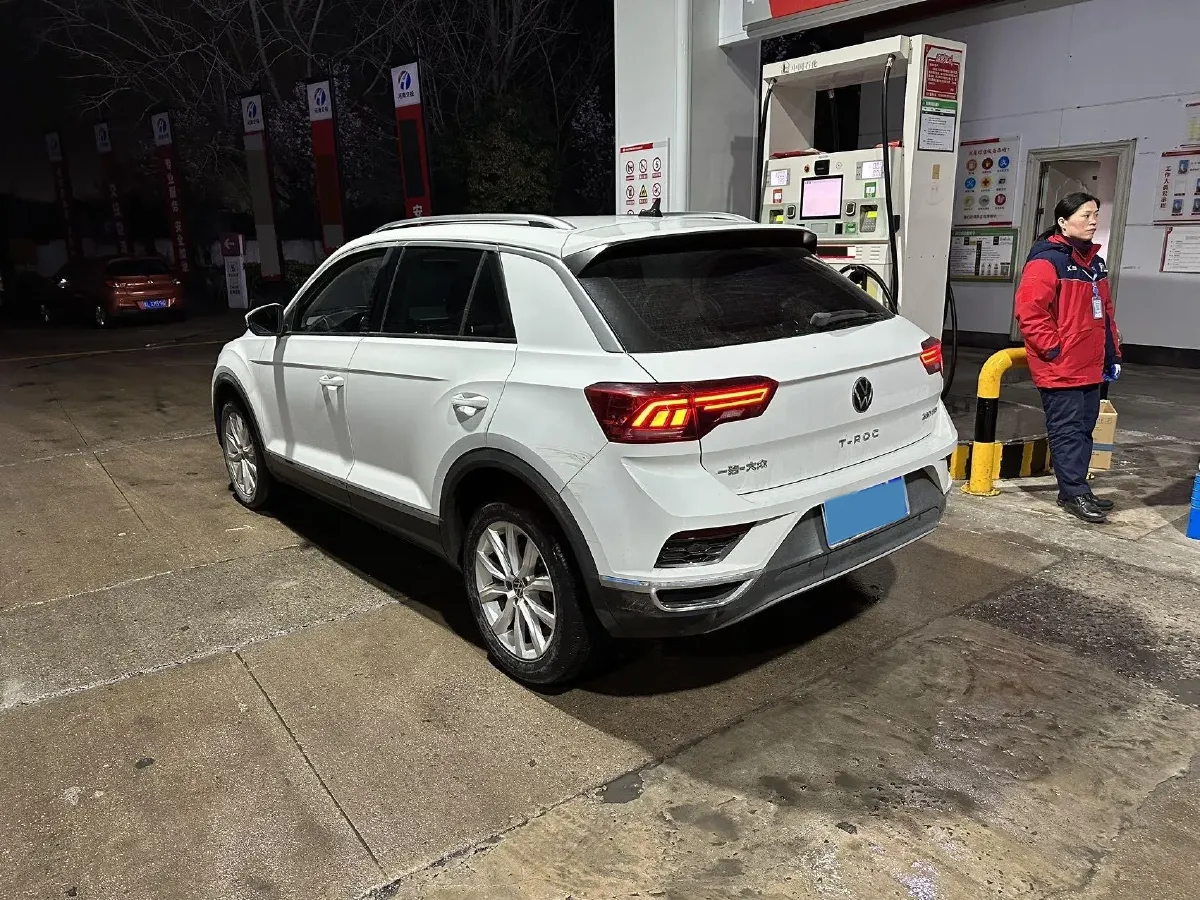 2021 Volkswagen T-Roc 1.4T 150HP L4 7DCT,autocango,china used car exporter,china ev exporter,chinese used car exporter,chinese used ev exporter