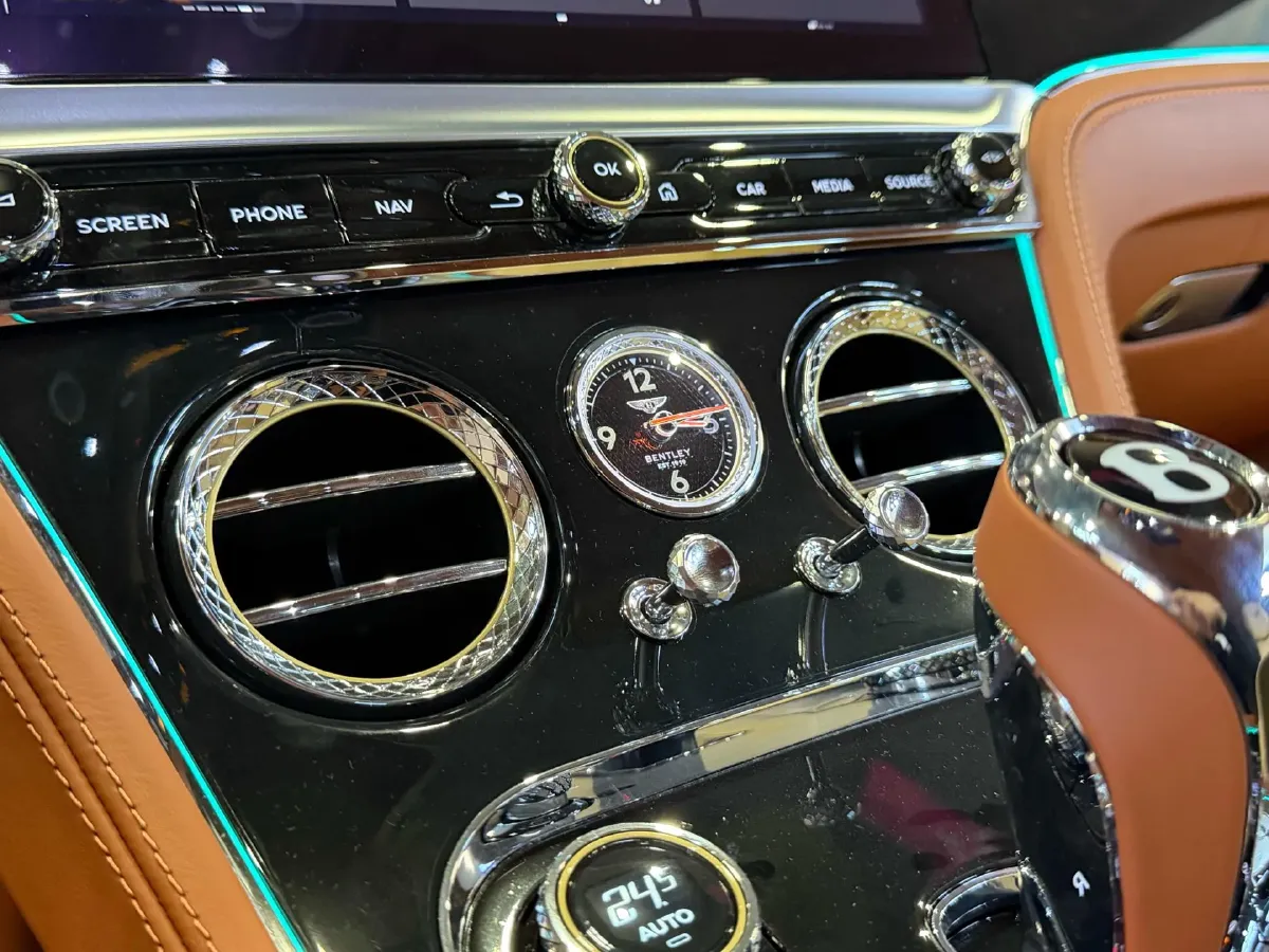 2018 Bentley Continental 6.0T 635HP W12 8DCT,autocango,china used car exporter,china ev exporter,chinese used car exporter,chinese used ev exporter