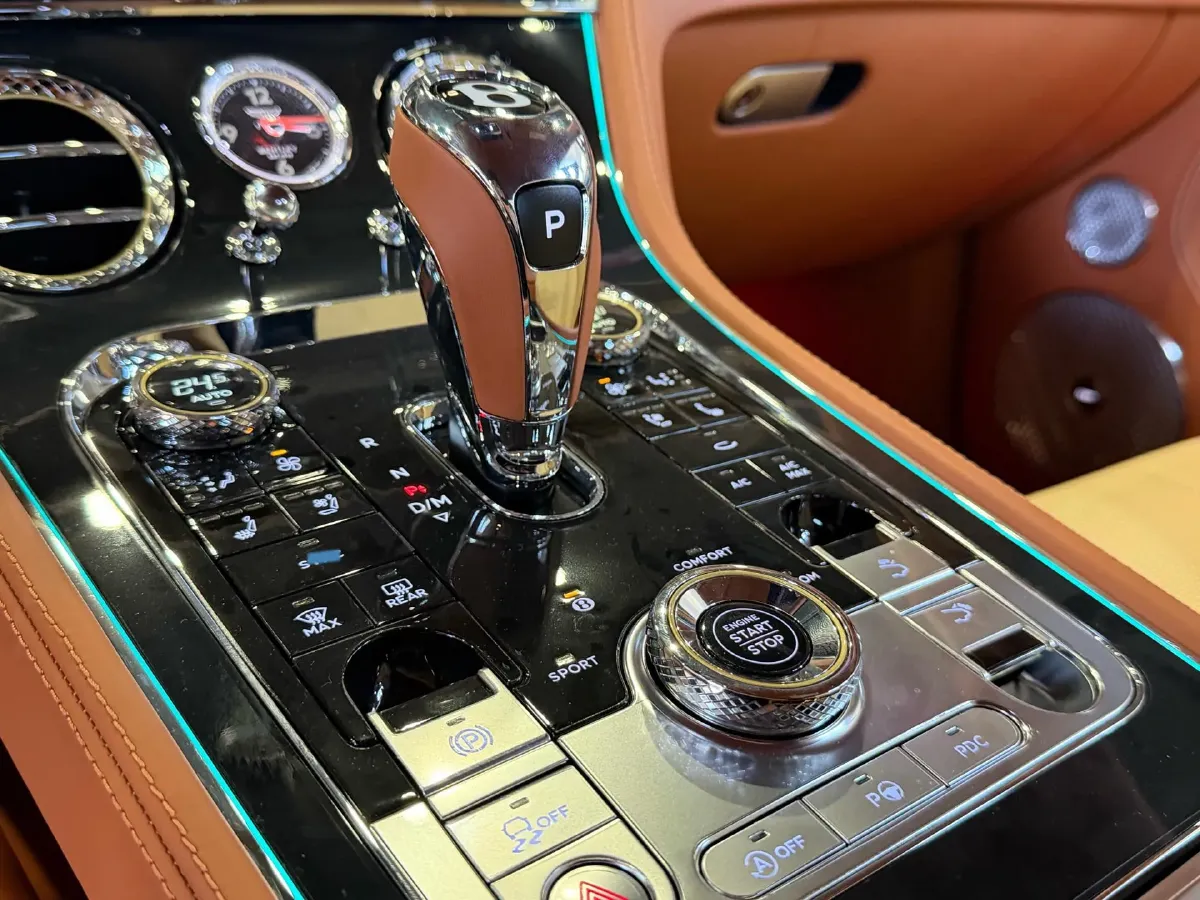 2018 Bentley Continental 6.0T 635HP W12 8DCT,autocango,china used car exporter,china ev exporter,chinese used car exporter,chinese used ev exporter