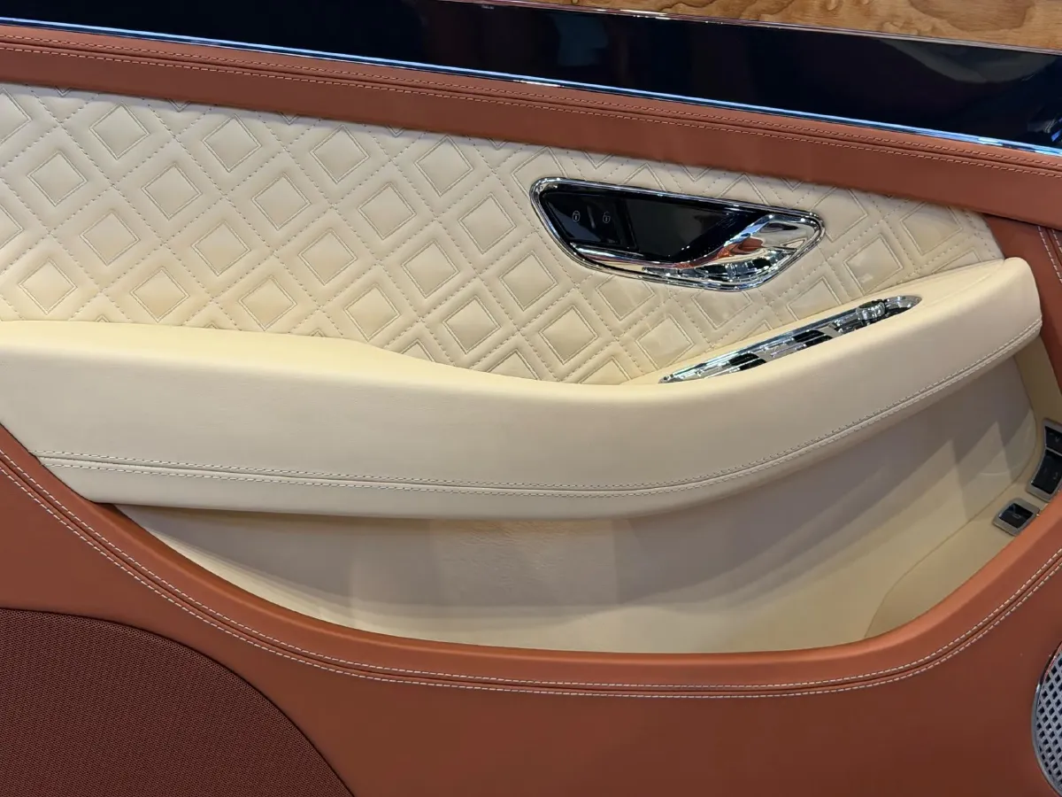 2018 Bentley Continental 6.0T 635HP W12 8DCT,autocango,china used car exporter,china ev exporter,chinese used car exporter,chinese used ev exporter