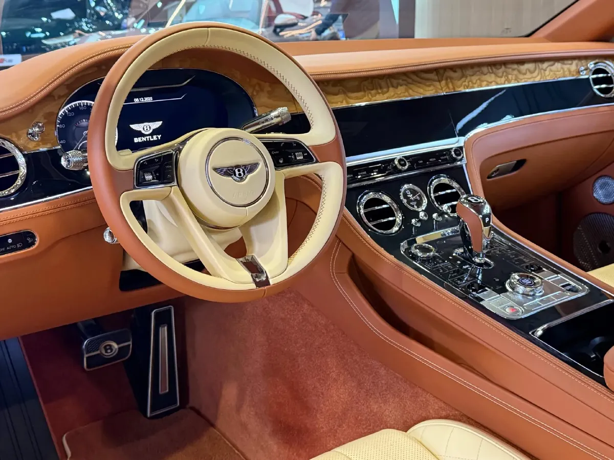 2018 Bentley Continental 6.0T 635HP W12 8DCT,autocango,china used car exporter,china ev exporter,chinese used car exporter,chinese used ev exporter