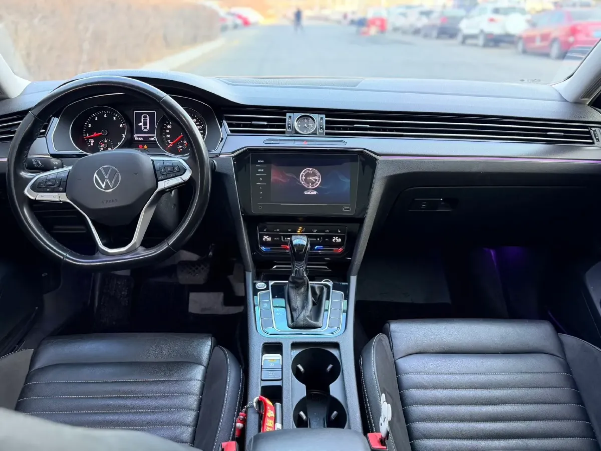 2020 Volkswagen Magotan 2.0T 186HP L4 7DCT,autocango,china used car exporter,china ev exporter,chinese used car exporter,chinese used ev exporter