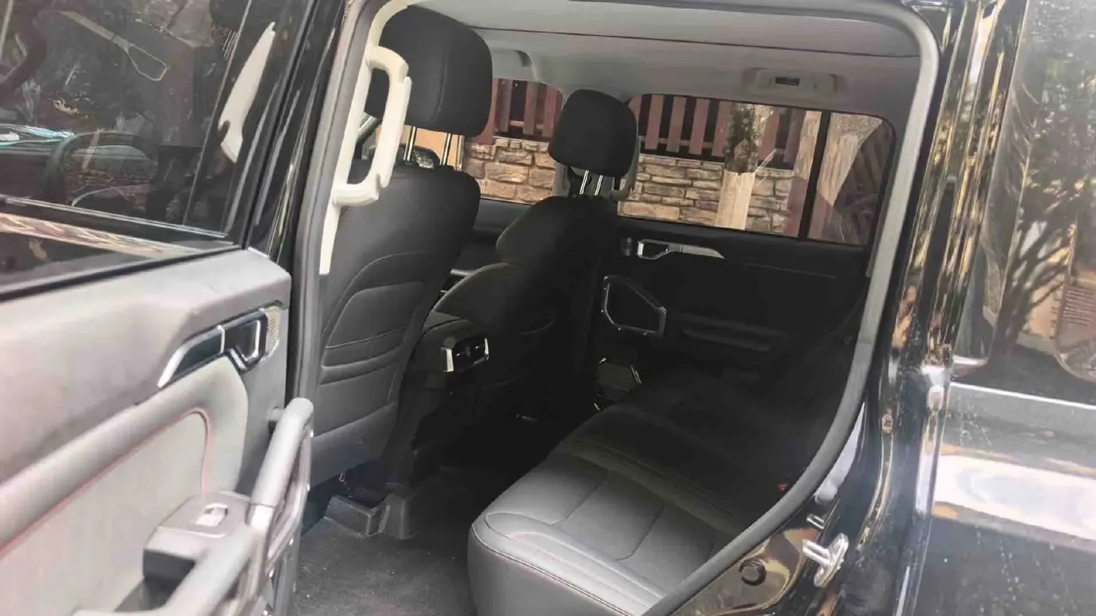 2023 Jetour Traveller 2.0T 254HP L4 8AT,autocango,china used car exporter,china ev exporter,chinese used car exporter,chinese used ev exporter