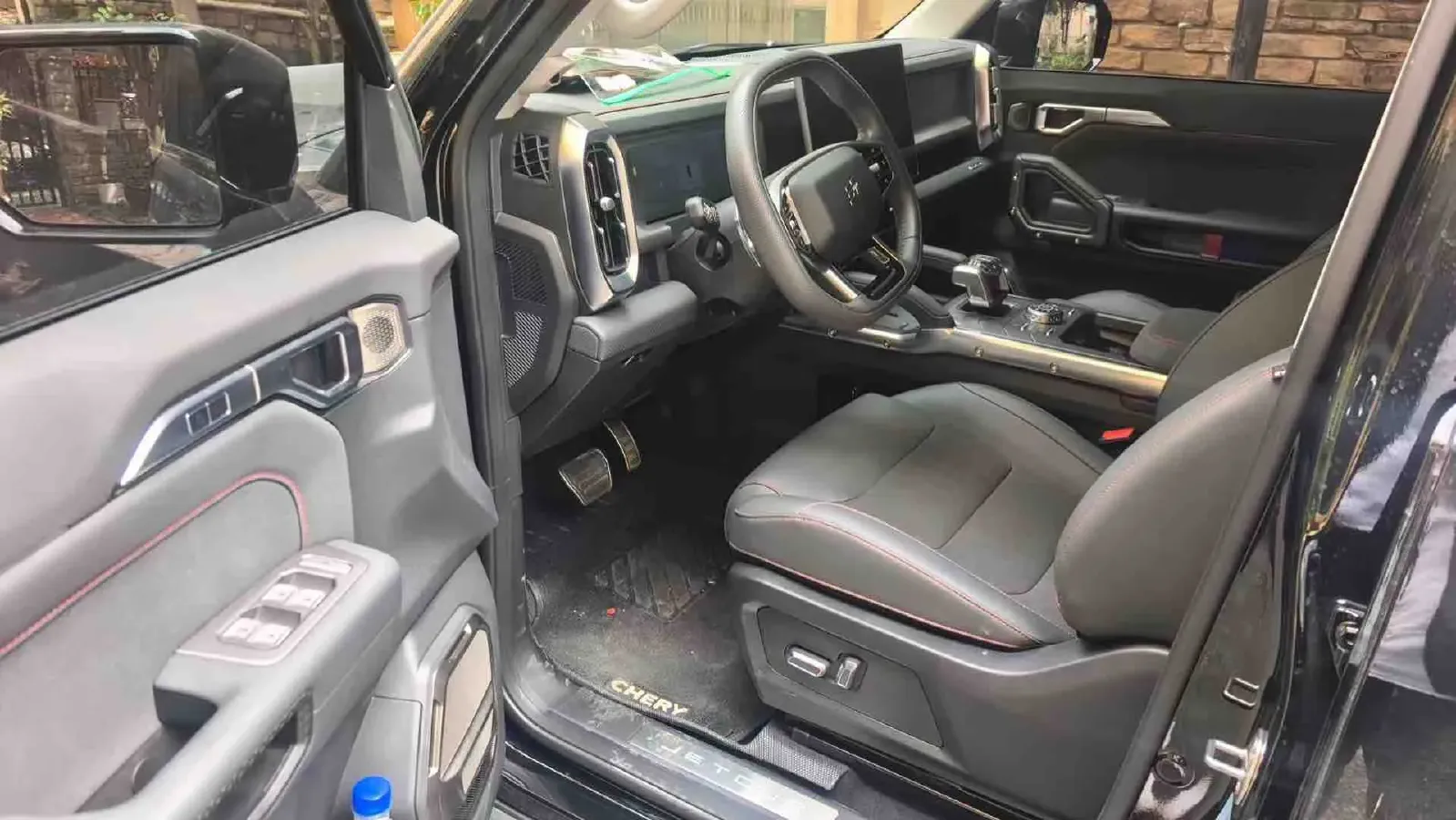 2023 Jetour Traveller 2.0T 254HP L4 8AT,autocango,china used car exporter,china ev exporter,chinese used car exporter,chinese used ev exporter