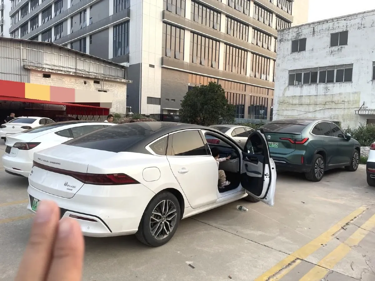 2021 Haval F7 1.5T 169HP L4 7DCT,autocango,china used car exporter,china ev exporter,chinese used car exporter,chinese used ev exporter