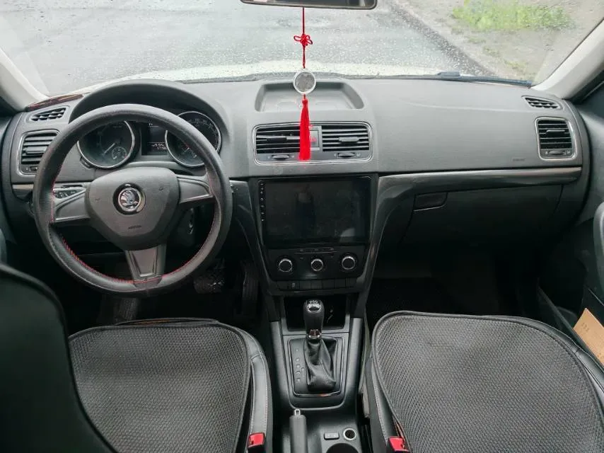 2017 Skoda Yeti 1.4T 150HP L4 7DCT,autocango,china used car exporter,china ev exporter,chinese used car exporter,chinese used ev exporter